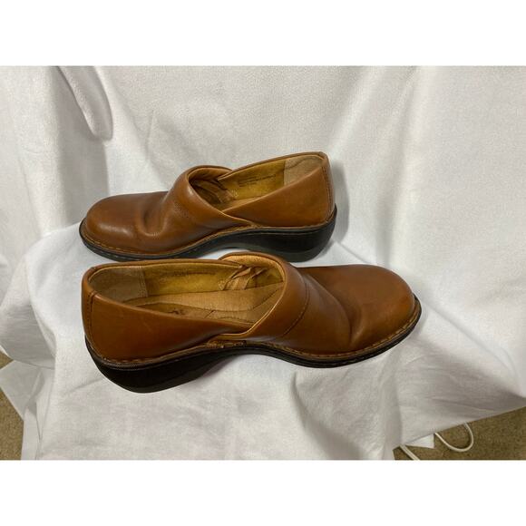 Born Toby Duo Women's Slip On Shoes Brown Leather 2" Heel Size 7 - Picture 3 of 9